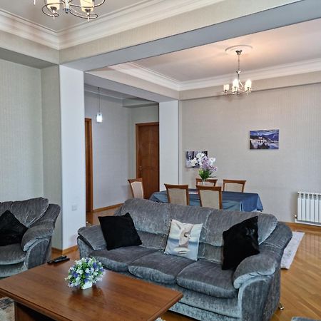 Mayden Family Apartment Μπακού Εξωτερικό φωτογραφία